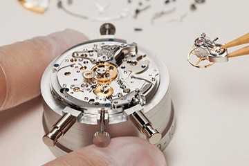 上海百达翡丽自动轮磨损了